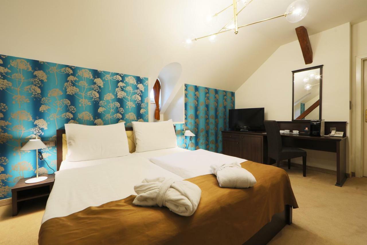 Ipoly Hotel Boutique Rooms & Suites Balatonfured Exterior photo