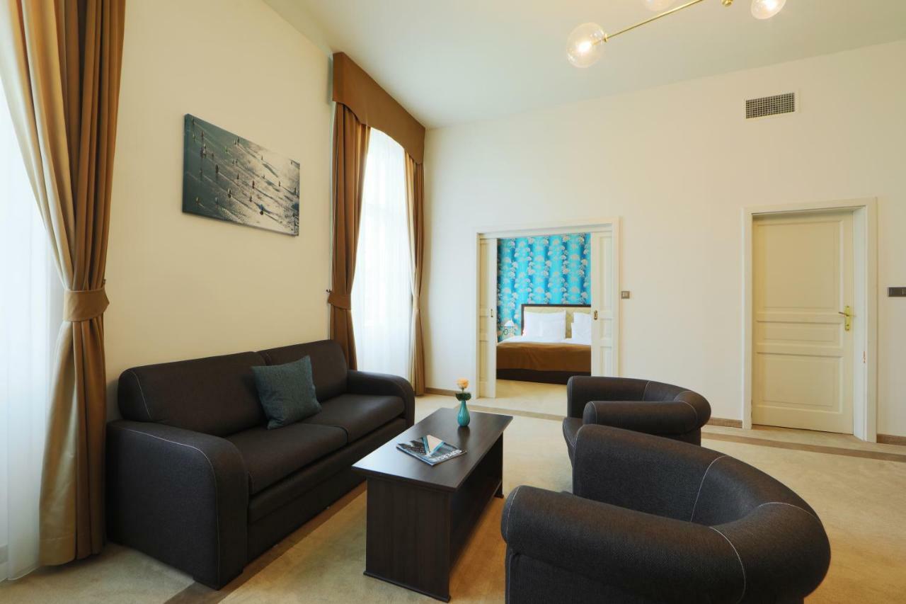Ipoly Hotel Boutique Rooms & Suites Balatonfured Exterior photo